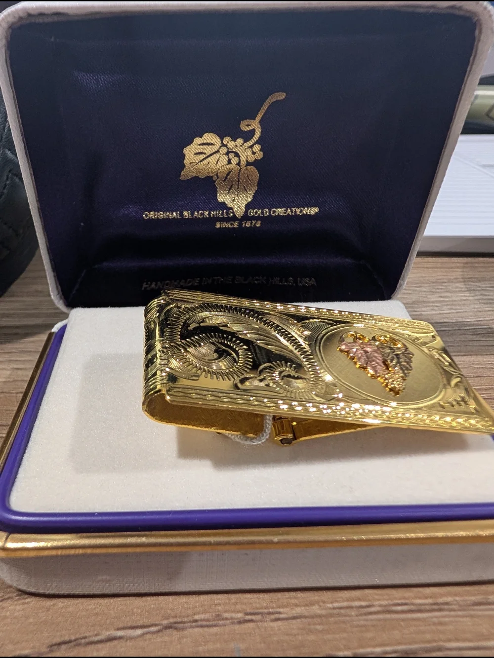 Black Hills Gold Money Clip Landstrom's Engraved Grape Leaf Original Box Gift